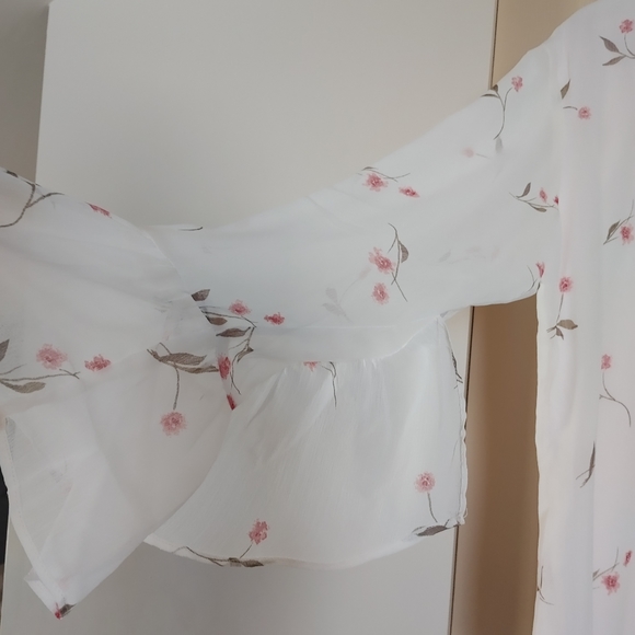 Blouse - Picture 2 of 4